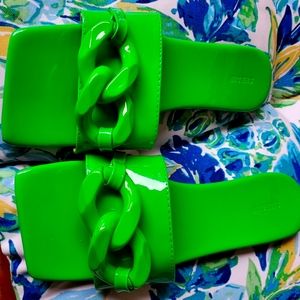Square Toe Neon green chain link slides